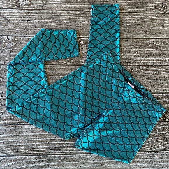 Boutique Pants - Mermaid Print Stretchy Metallic Fitted Leggings